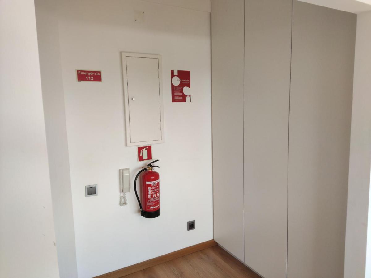 M&H Loft - Apartamento T2 Em เซตุบาล ภายนอก รูปภาพ