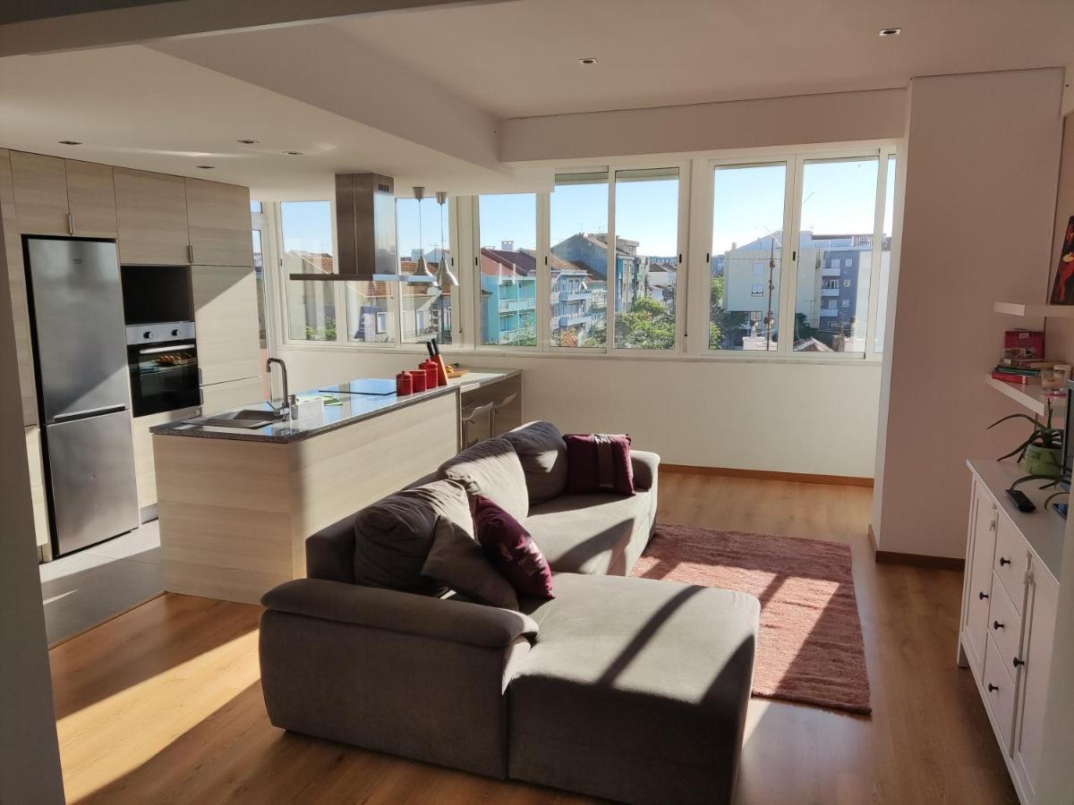 M&H Loft - Apartamento T2 Em เซตุบาล ภายนอก รูปภาพ