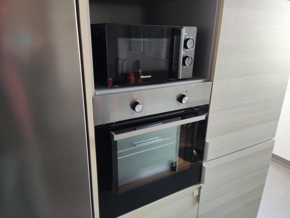 M&H Loft - Apartamento T2 Em เซตุบาล ภายนอก รูปภาพ
